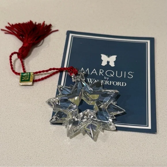 2004 Marquis by Waterford Crystal Star Ornament - Picture 1 of 7